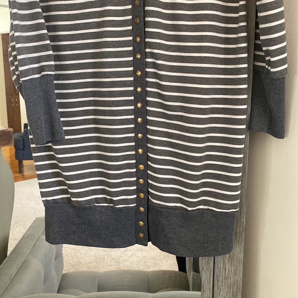 Hipster Row, L, Extra Long Full Button Front V-Ne… - image 5